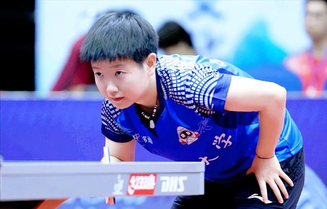 后腰周柯在 后腰周柯在